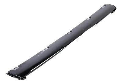 Moldura Defensa Delantera Bmw 318i 320i 325ci 328i 2019-2024