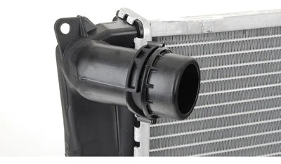 Radiador De Motor Bmw 125i 325i 330i Z4 130