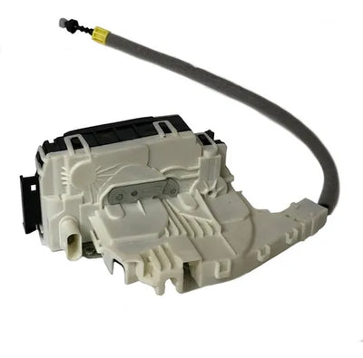 Actuador Electrico Chapa Trase Mercdes C350 C250 C63 Amg